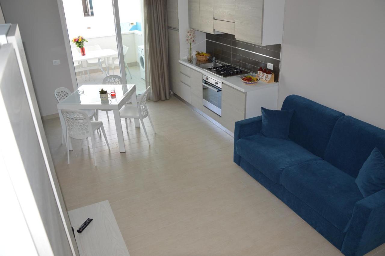 Case Vacanze Blue Bay Resort Roseto Degli Abruzzi Exterior photo